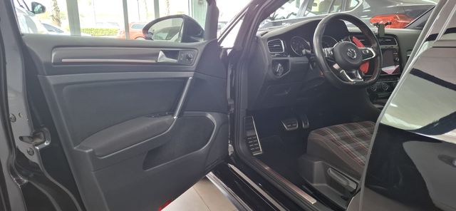 Volkswagen Golf GTI 2.0 TSI 230CV 2017
