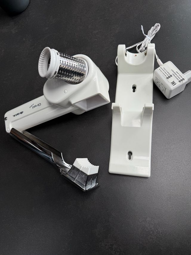 Rallador Eléctrico Queso Ariete