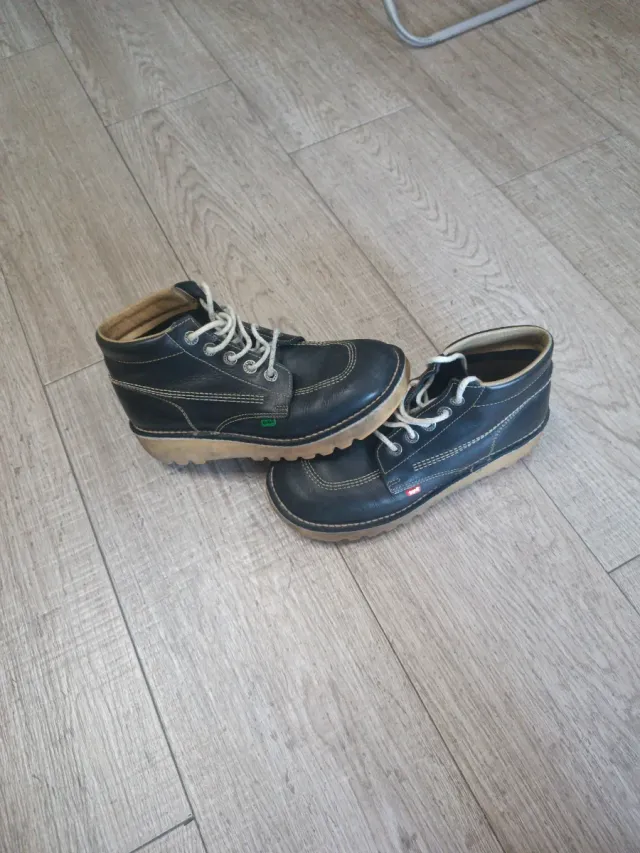 Botas Kickers Talla 42 Negras