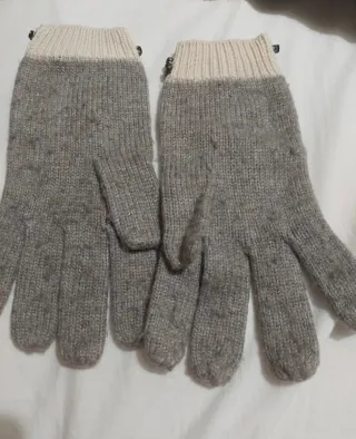 Guantes de mujer invierno grises y blancos