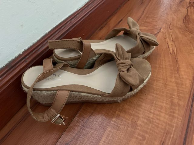 Cuñas ZARA Marrones