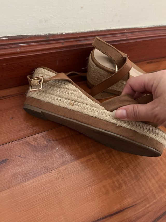 Cuñas ZARA Marrones