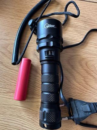 Linterna LED para pesca submarina