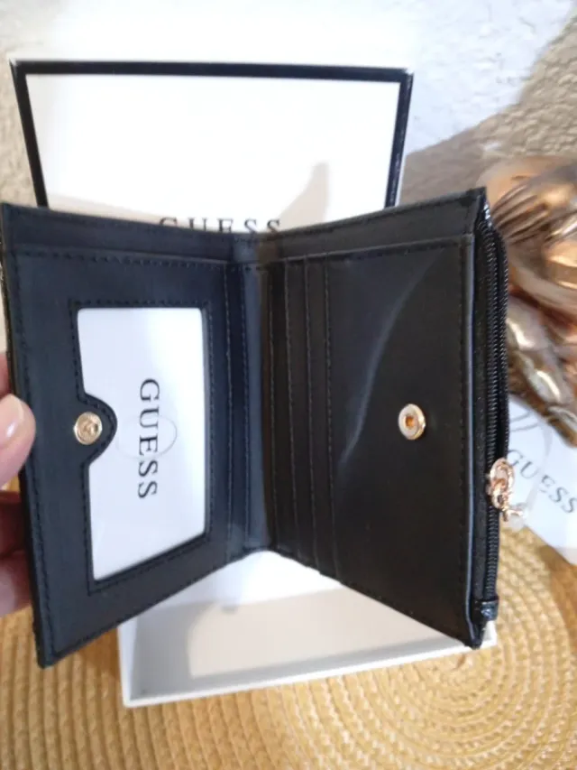 Billetera Guess Negra