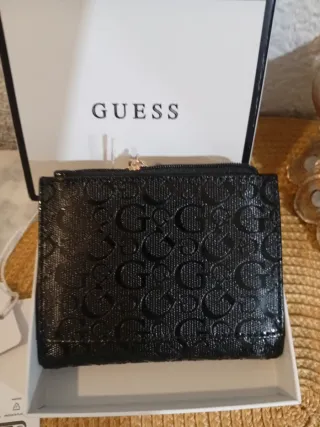Billetera Guess Negra