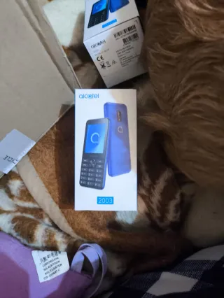 Nuovi telefoni Alcatel, 7 a 95€, 1 a 15€