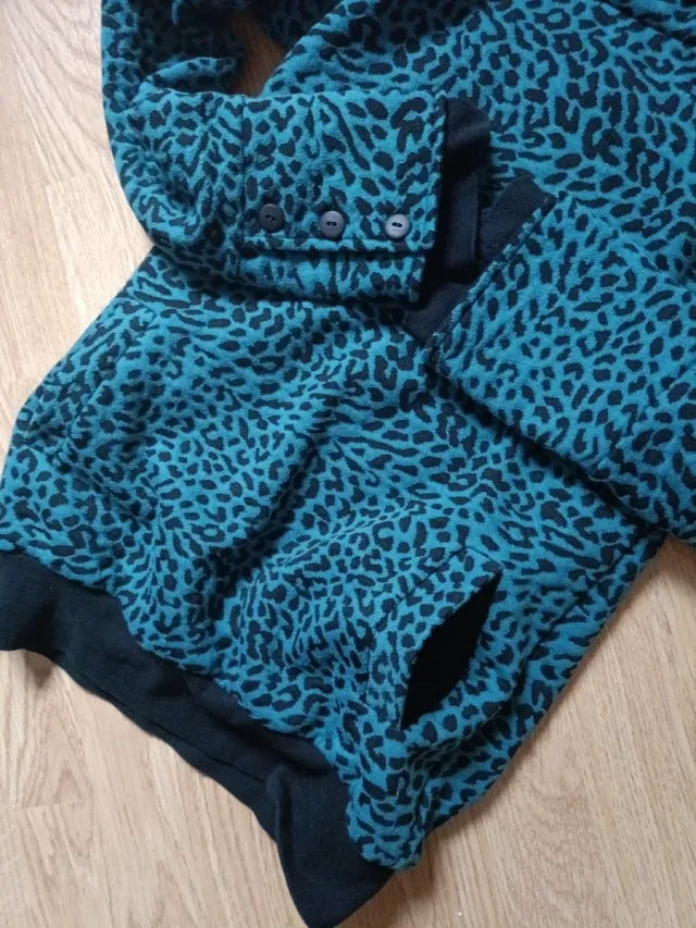 Sudadera con capucha Izaro Orbegozo