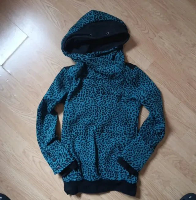 Sudadera con capucha Izaro Orbegozo