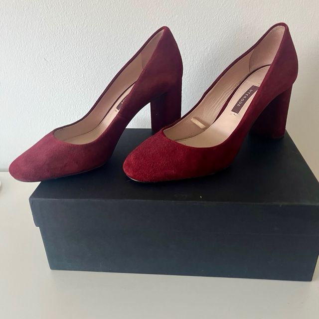Zapato Salón Uterqüe Rojo T37