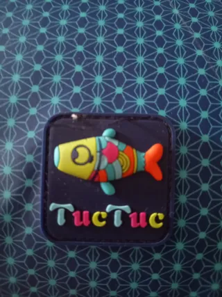 Trona portátil para bebé con diseño de peces