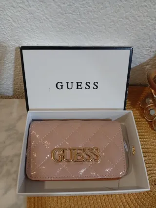 Billetera Guess Rosa y Dorada