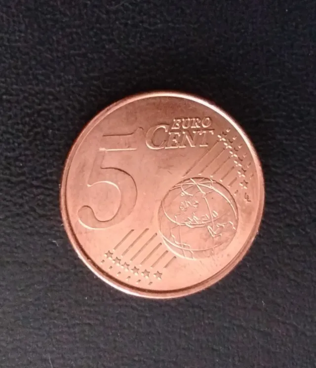 Moneta da cinque centesimi di euro spagnola del 2020 con errore di conio su una stella
