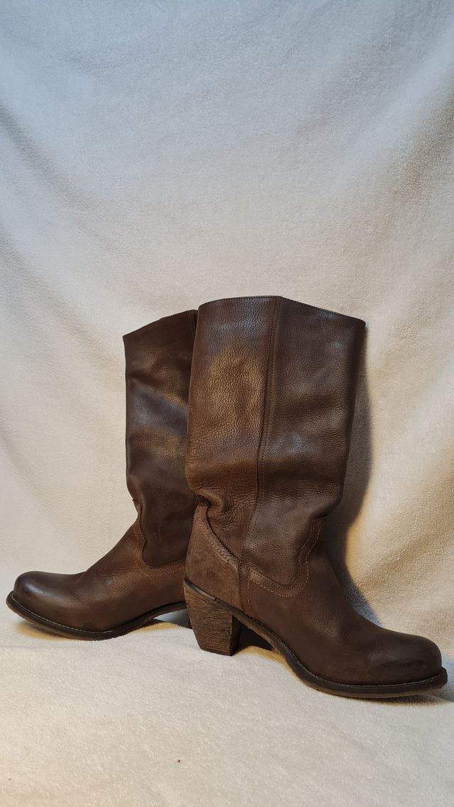 Botas de piel marrones marca IS TO ME