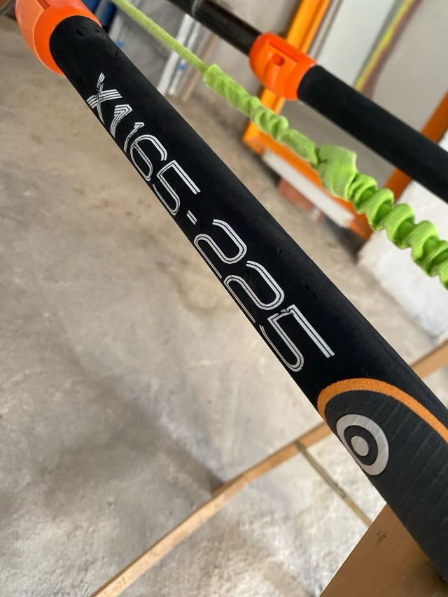 se vende botavara de windsurf Neilpryde X1