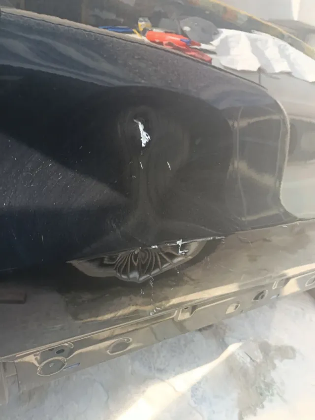 Puerta Delantera Derecha LYNK&Co 01