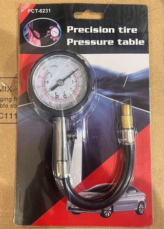 MEDIDOR DE PRESION DE NEUMÁTICOS