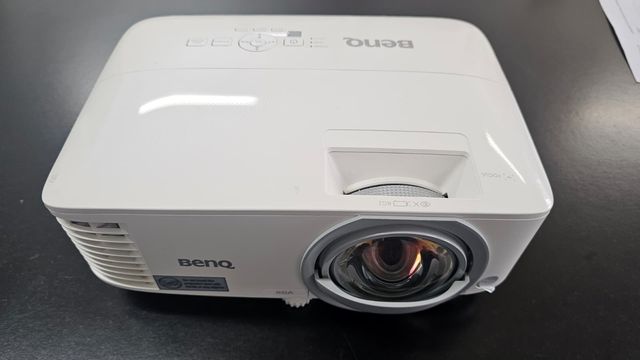 Proyector BenQ MX808STH Blanco