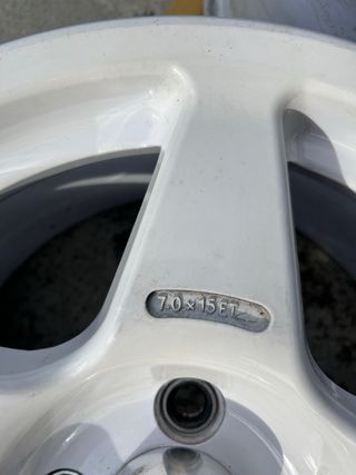 Llantas compomotive en 15” 4x100