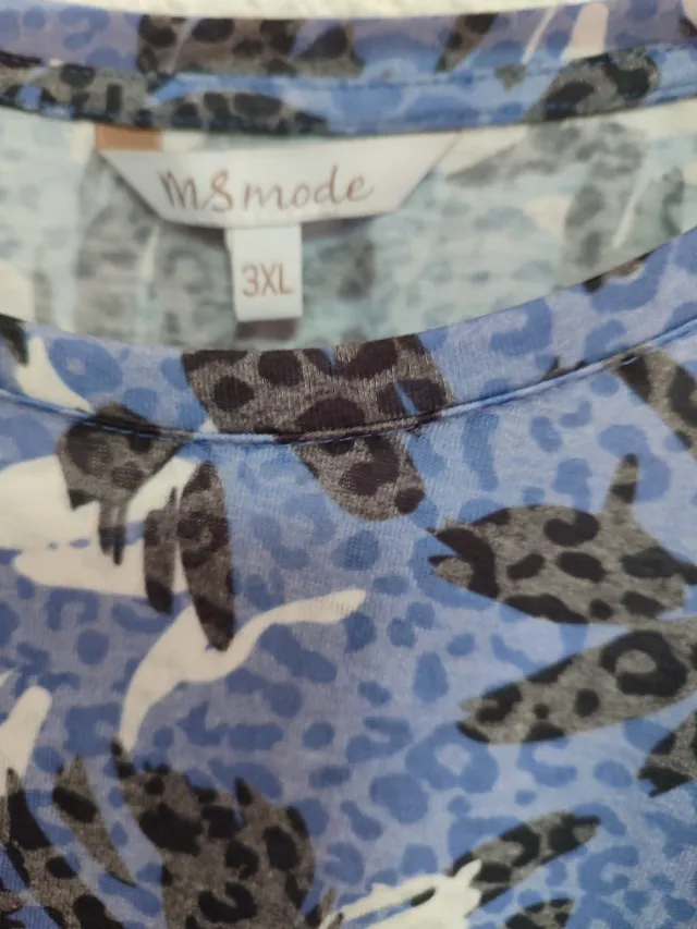 Camiseta estampada azul talla 3XL. Nueva.