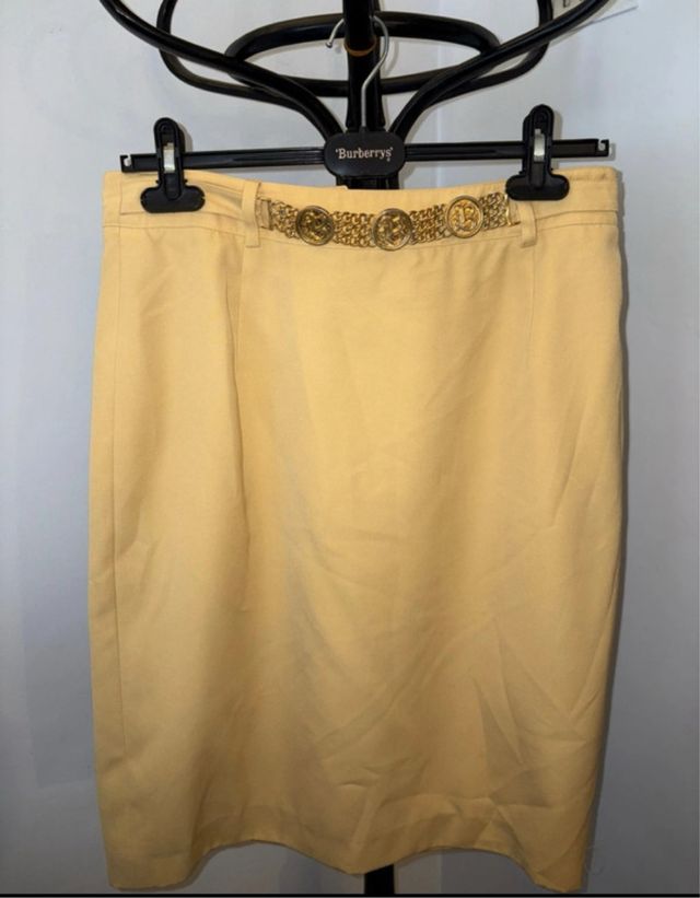 Falda Burberry Vintage Beige y Dorada