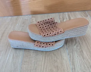 Sandalias cuña mujer