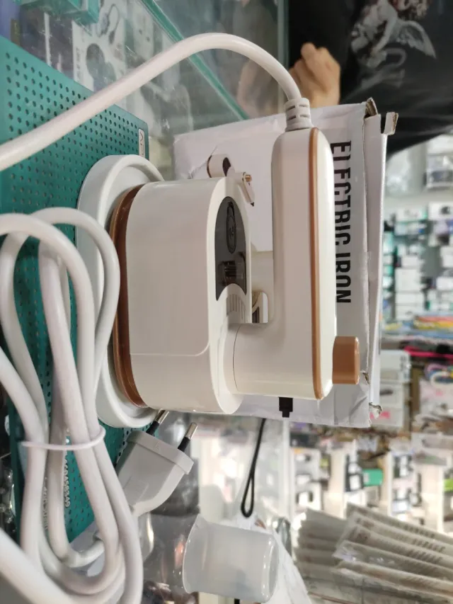 Mini plancha de vapor portátil