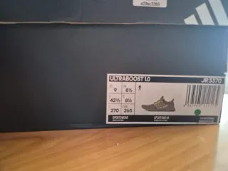 Adidas Ultraboost gris y amarillo