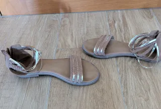 Sandalias mujer marrón y dorado