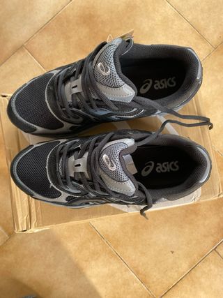 Scarpe Asics Uomo Nero Grigio