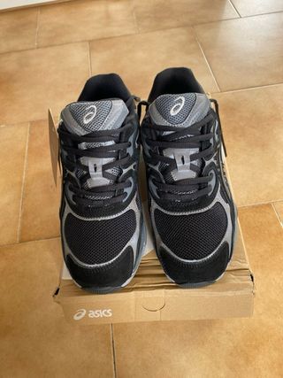 Scarpe Asics Uomo Nero Grigio