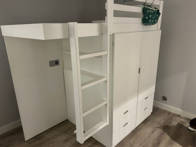 Litera infantil con armario