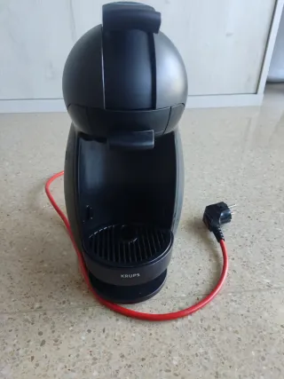 Cafetera Dolce Gusto Krups Negra