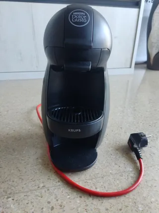 Cafetera Dolce Gusto Krups Negra