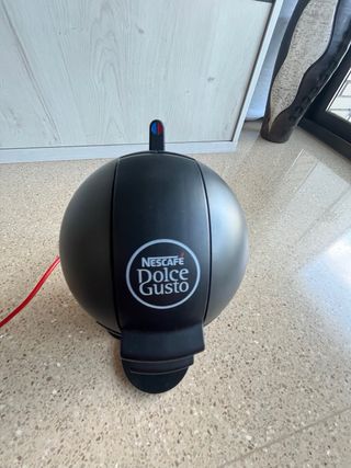 Cafetera Dolce Gusto Krups Negra