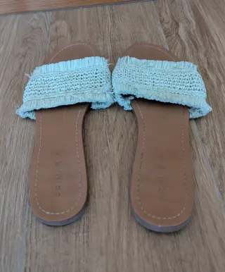 Sandalias planas Primark mujer