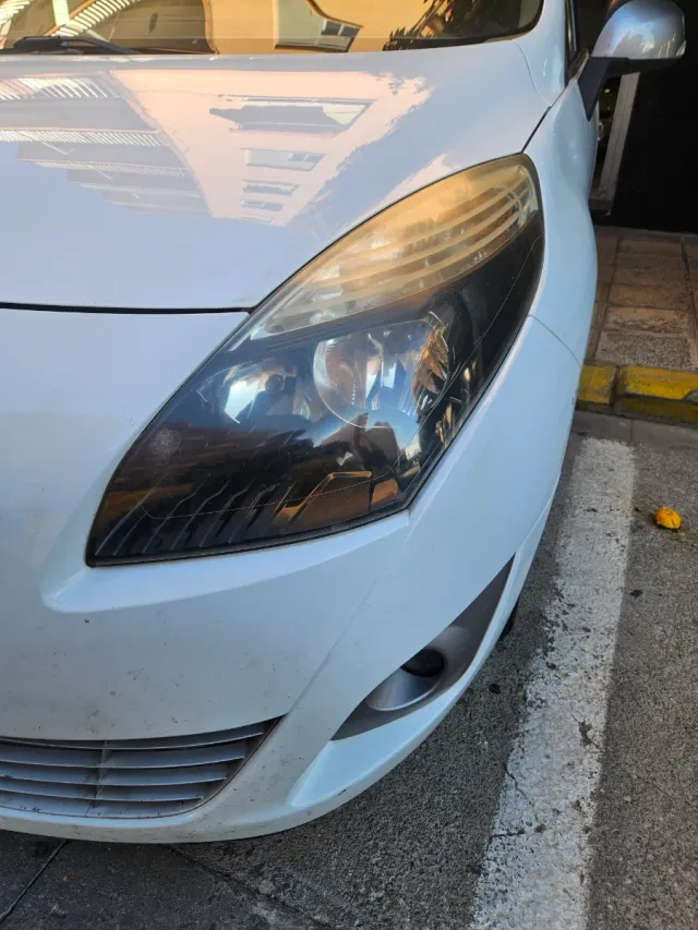 Renault Grand Scenic 2011