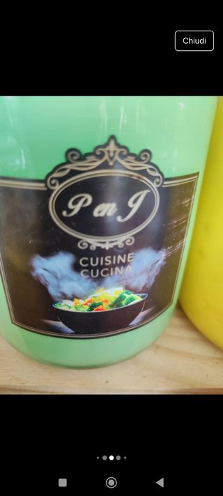 Candela profumata verde in vetro