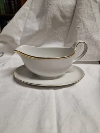 Salsiera in porcellana Kahla bordi dorati