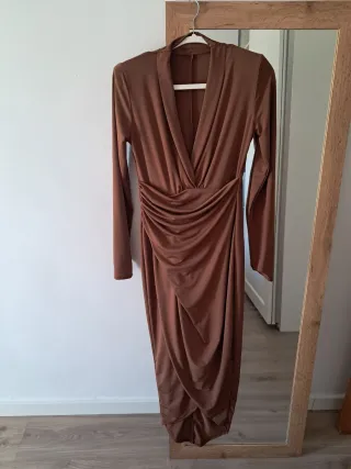 Vestido midi marrón chocolate