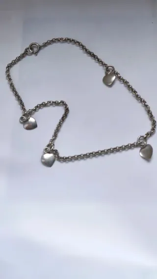 Cavigliera con 4 cuori in argento