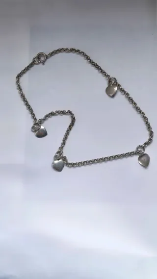 Cavigliera con 4 cuori in argento