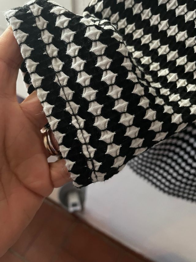 Maglietta Juliette fantasia geometrica