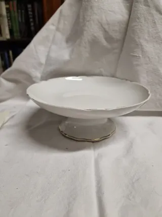 Alzatina porcellana bianca oro Richard Ginori