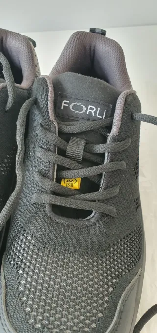 Zapatos de seguridad negros y grises n° 39