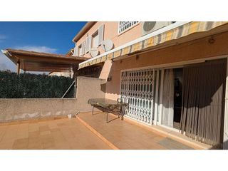 Casa adosada en venta en Montornès del Vallès