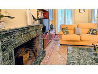 Chalet en venta en Montornès del Vallès