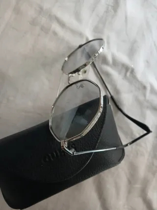 Gafas Guess Aviador Plata y Negro