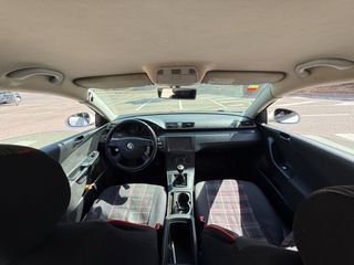 Volkswagen Passat 2006