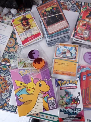 Lote Cartas y Cromos Coleccionables