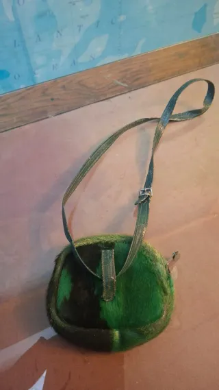 Borsettina vintage pelliccia nera e verde